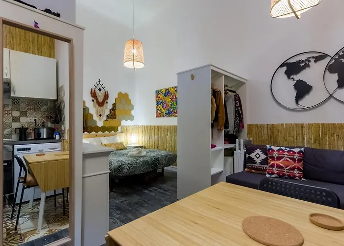 Social - Kitchen Home -